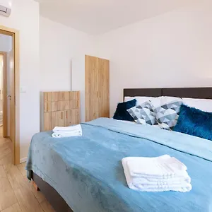  Apartment Folimanka